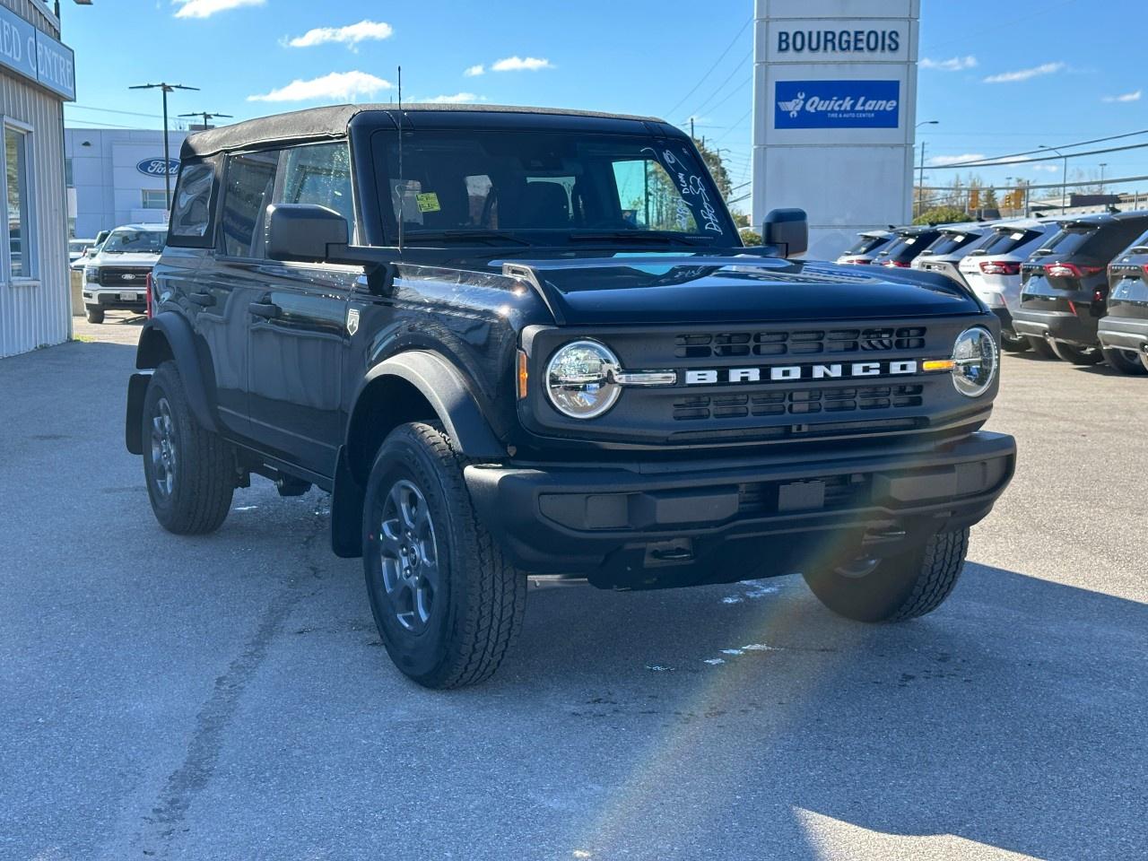 2025 Ford Bronco Big Bend 4 Door 4x4 Photo3