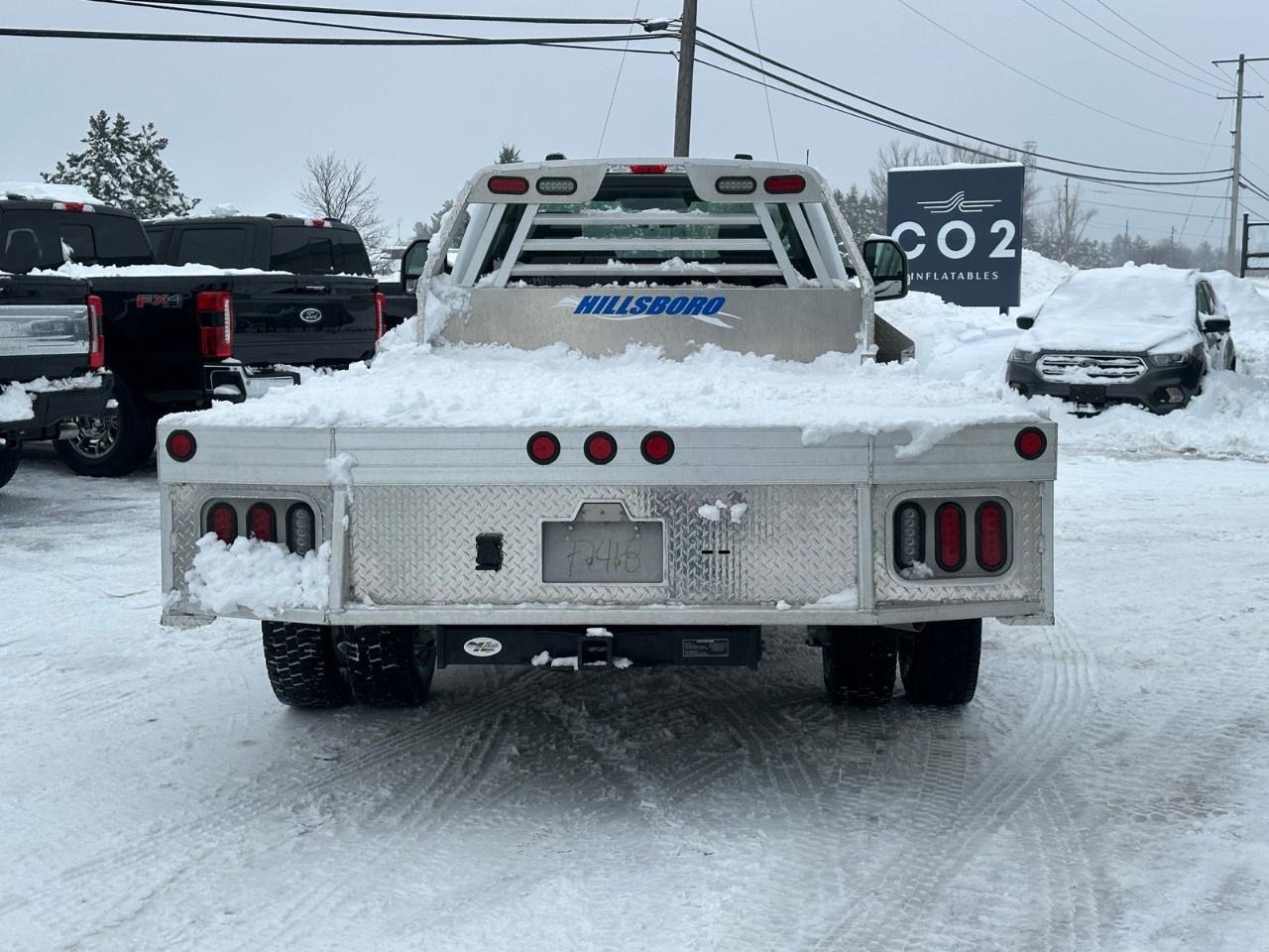 2025 Ford F-550 Super Duty DRW XL 4WD REG CAB 169" WB 84" CA Photo
