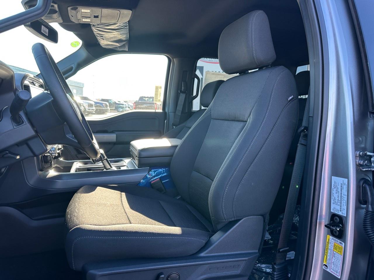 2025 Ford F-150 XLT 4WD SuperCrew 5.5' Box Photo