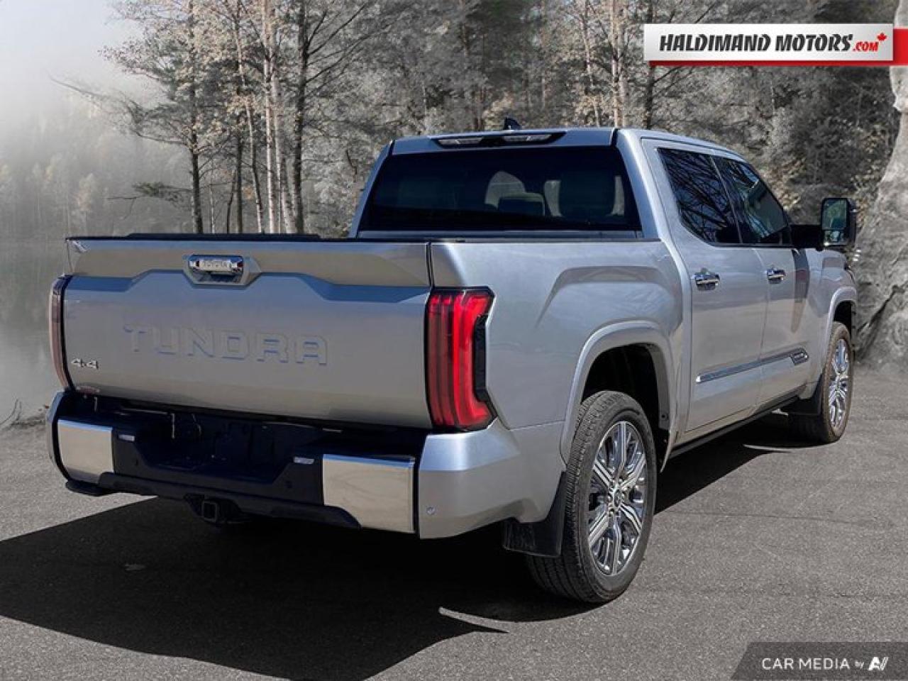 2023 Toyota Tundra Capstone Hybrid 4X4 Photo4