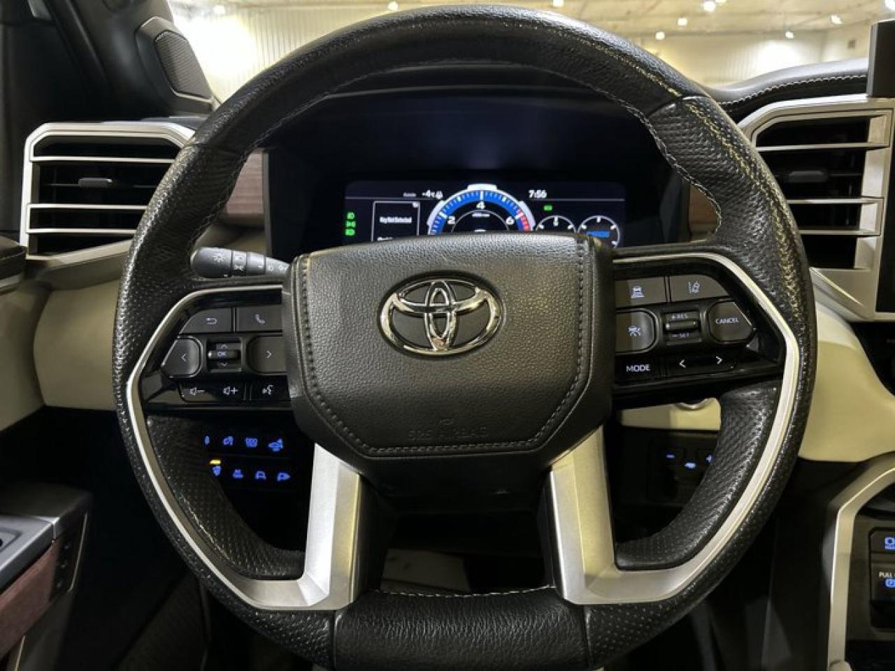 2023 Toyota Tundra Capstone Hybrid Crewmax 4x4 Photo