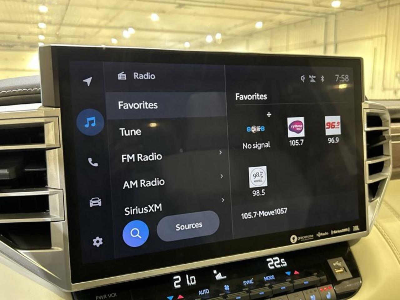 2023 Toyota Tundra Capstone Hybrid Crewmax 4x4 Photo