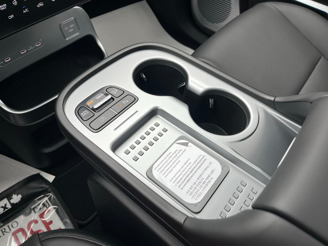 2026 Hyundai IONIQ 9 Preferred   AWD w/Ultimate Calligraphy Pkg Photo