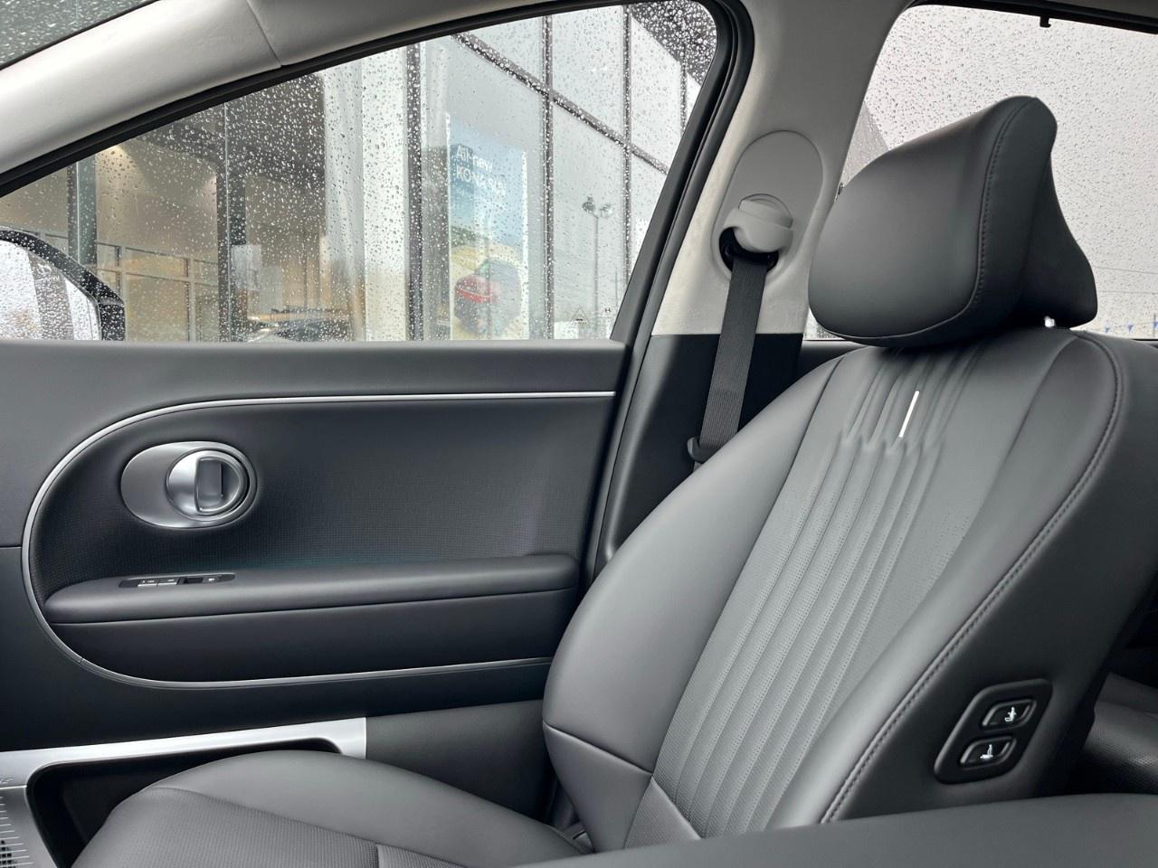 2026 Hyundai IONIQ 9 Preferred   AWD w/Ultimate Calligraphy Pkg Photo