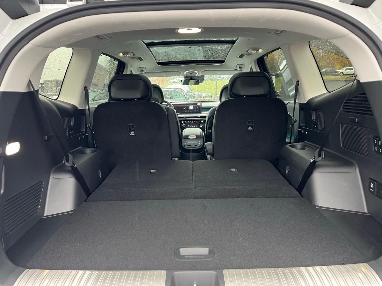 2026 Hyundai IONIQ 9 Preferred   AWD w/Ultimate Calligraphy Pkg Photo