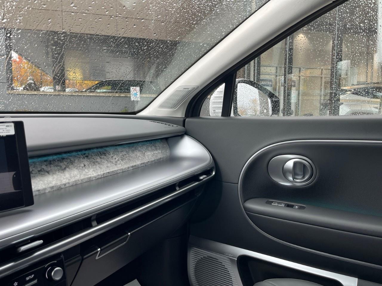 2026 Hyundai IONIQ 9 Preferred   AWD w/Ultimate Calligraphy Pkg Photo