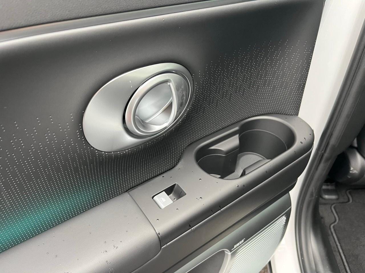 2026 Hyundai IONIQ 9 Preferred   AWD w/Ultimate Calligraphy Pkg Photo