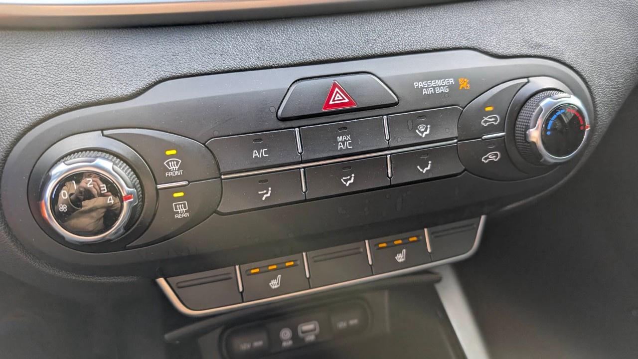 2020 Kia Sorento LX AWD Photo