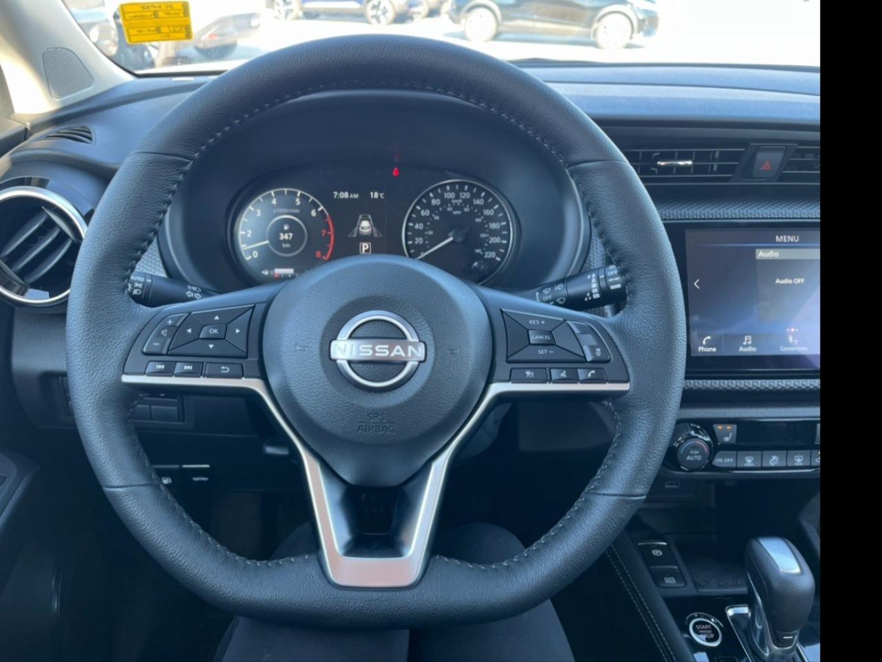 2025 Nissan Kicks Play SV FWD Photo