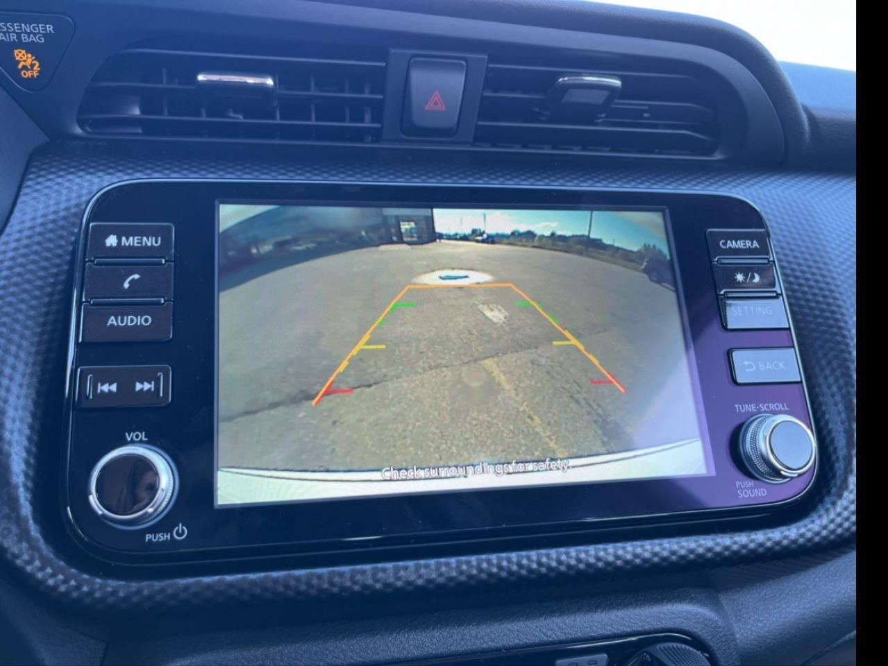 2025 Nissan Kicks Play SV FWD Photo