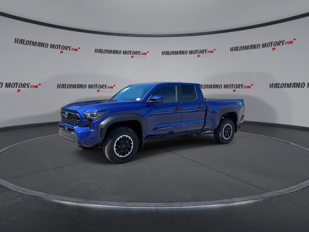 2024 Toyota Tacoma TRD OFFROAD 4X4 Double Cab 5ft Box Photo3