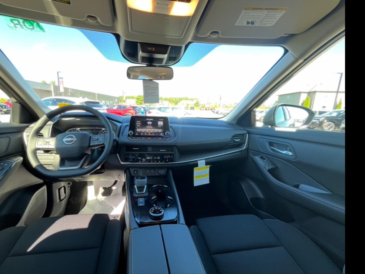 2026 Nissan Rogue AWD S Photo