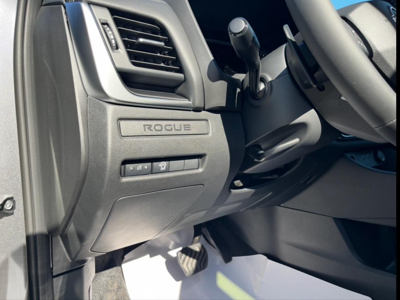 2026 Nissan Rogue AWD S Photo