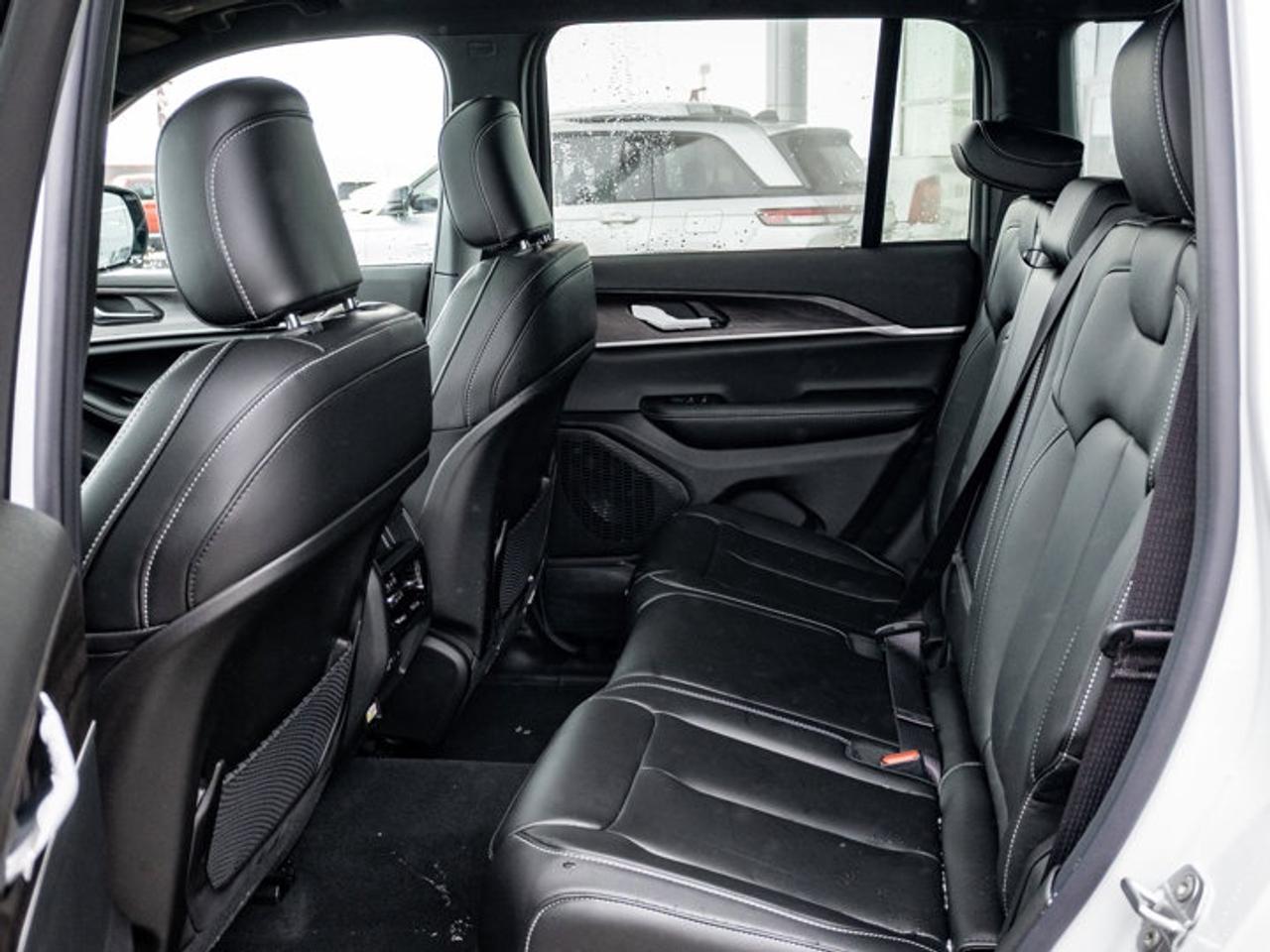 2025 Jeep Grand Cherokee Limited Photo