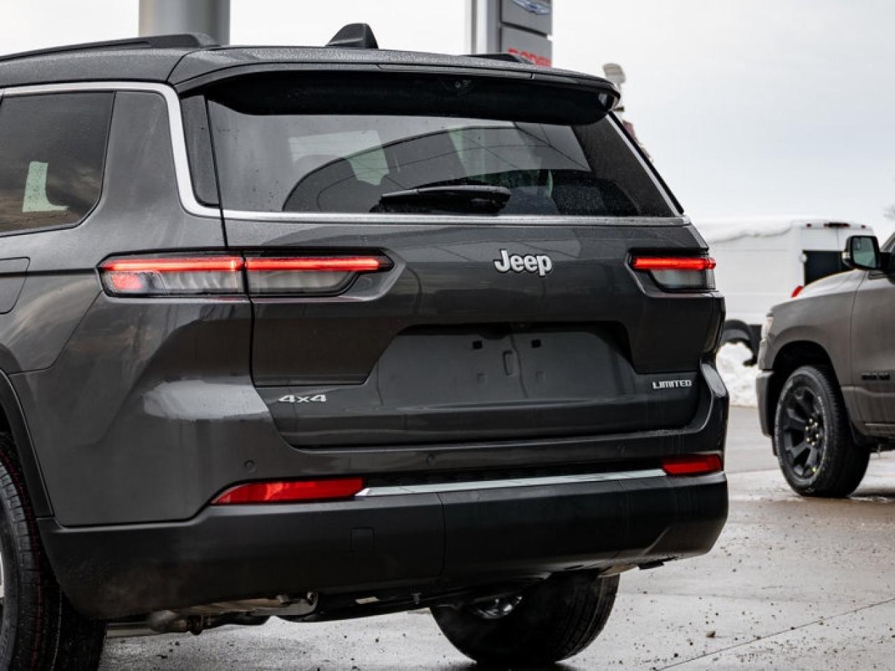 2025 Jeep Grand Cherokee L Limited Photo