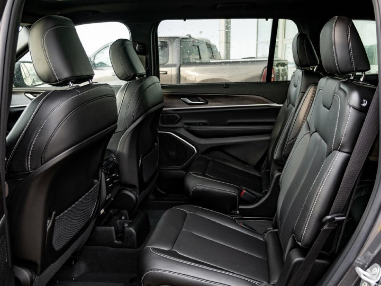 2025 Jeep Grand Cherokee L Limited Photo