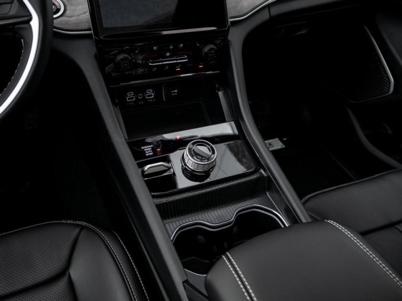 2025 Jeep Grand Cherokee L Limited Photo