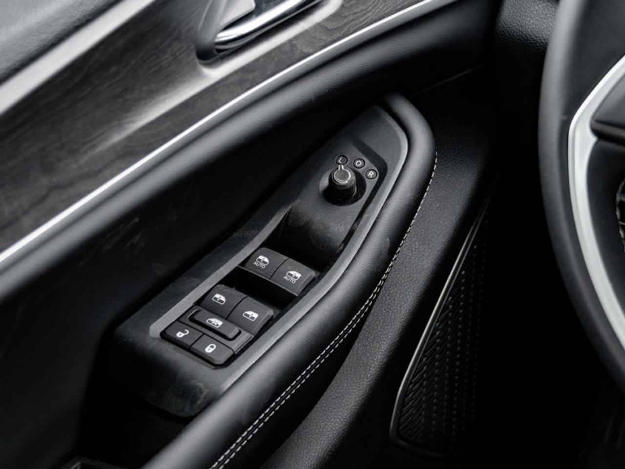 2025 Jeep Grand Cherokee L Limited Photo