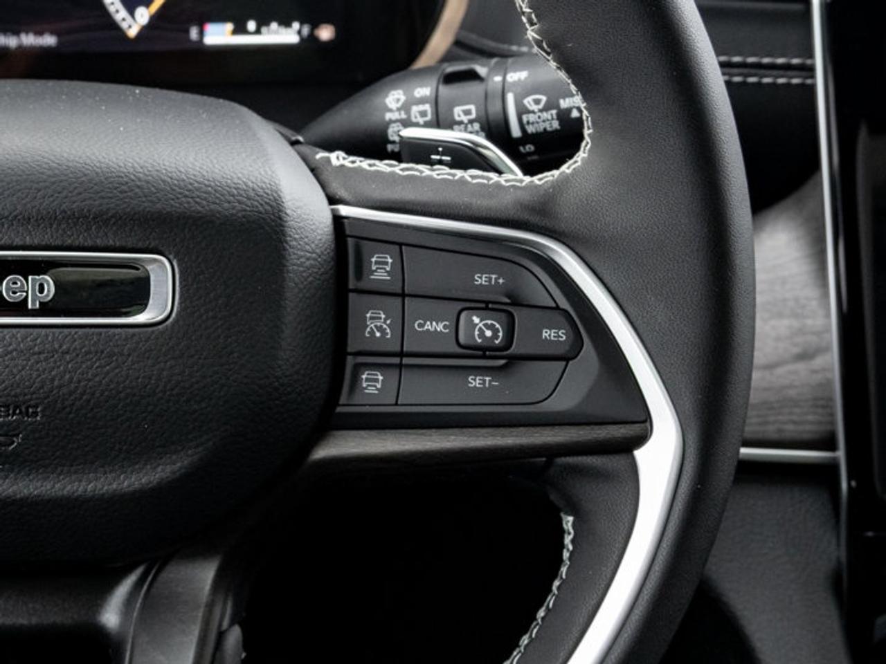 2025 Jeep Grand Cherokee L Limited Photo