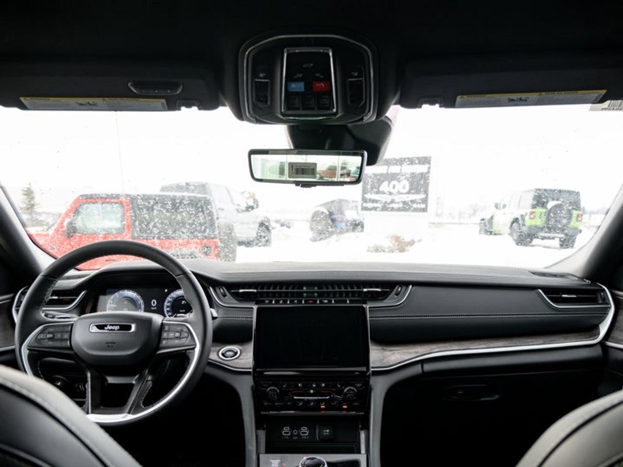 2025 Jeep Grand Cherokee L Limited Photo