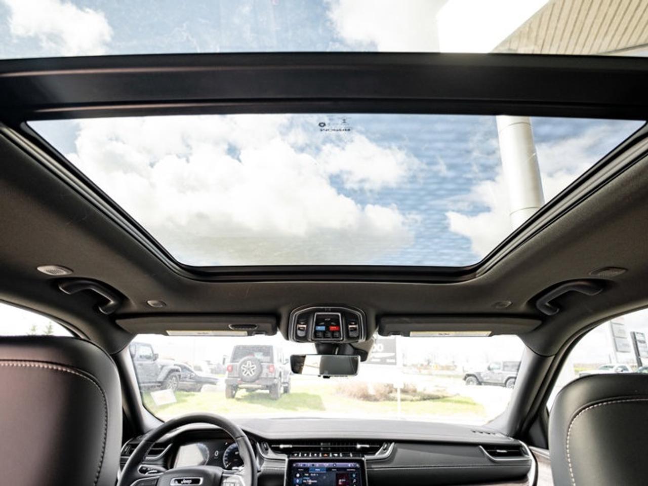 2025 Jeep Grand Cherokee L Limited Photo