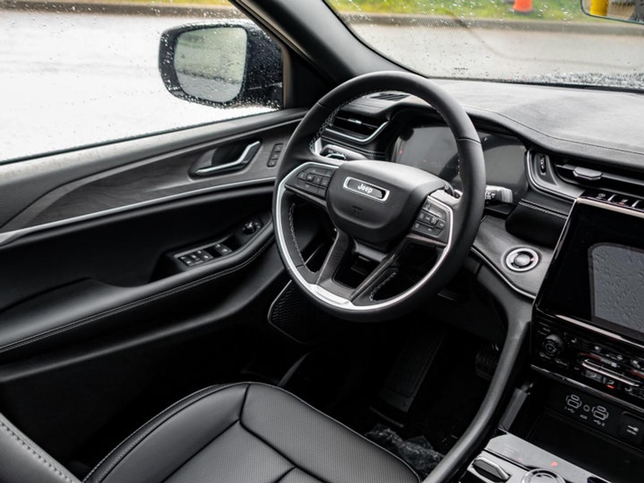 2025 Jeep Grand Cherokee Limited Photo