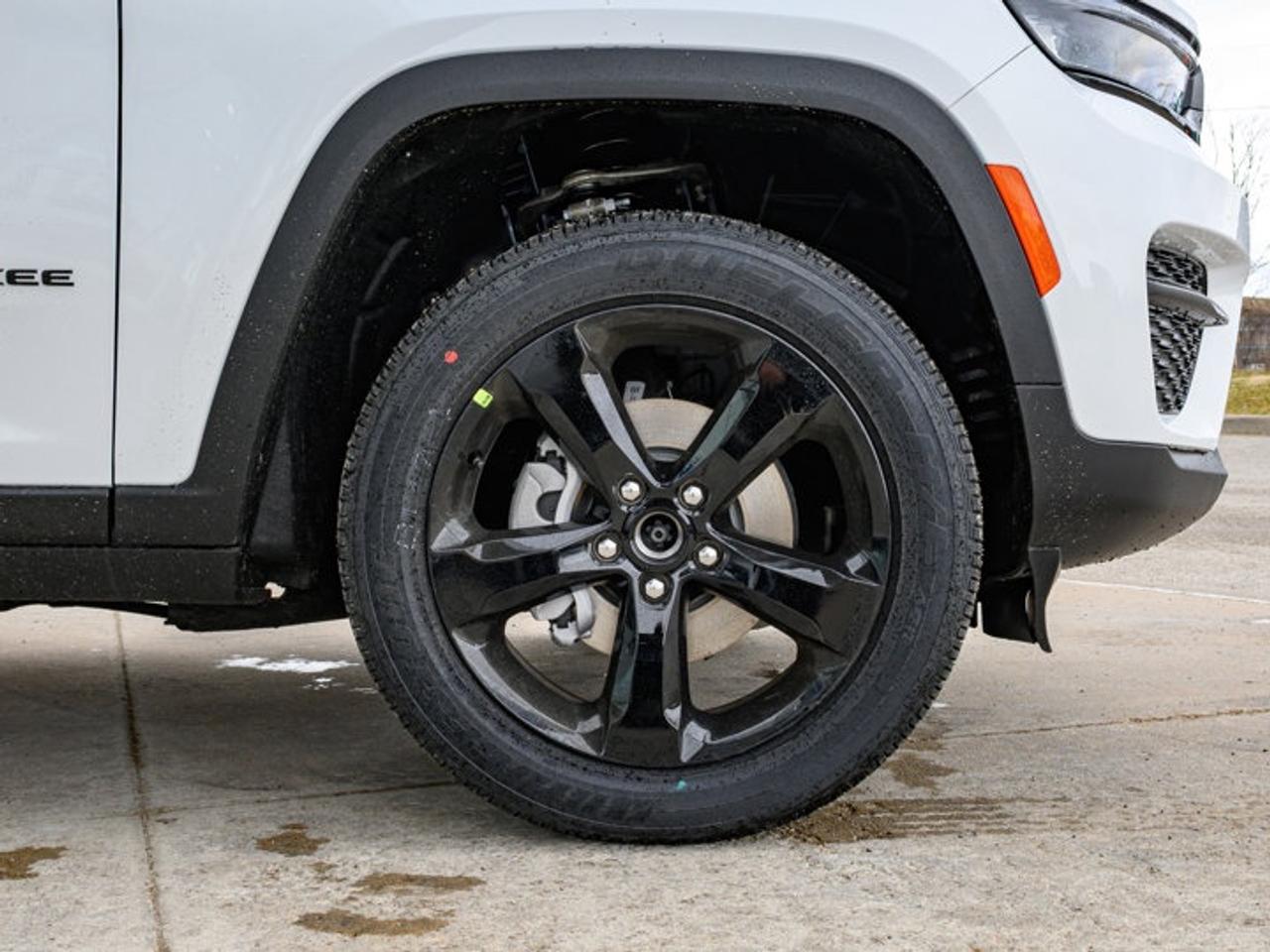 2025 Jeep Grand Cherokee Altitude Photo