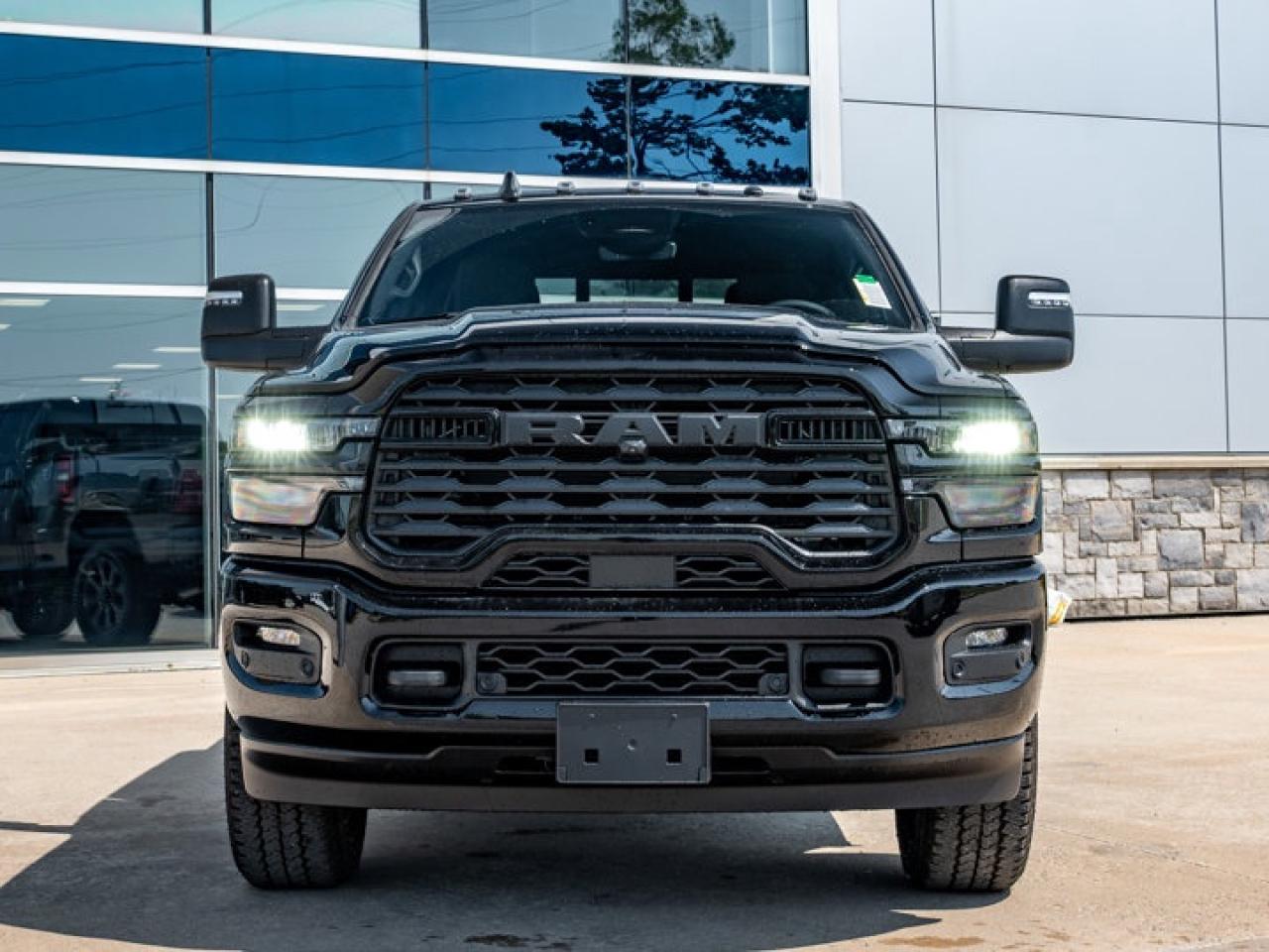 2025 RAM 2500 Big Horn Photo