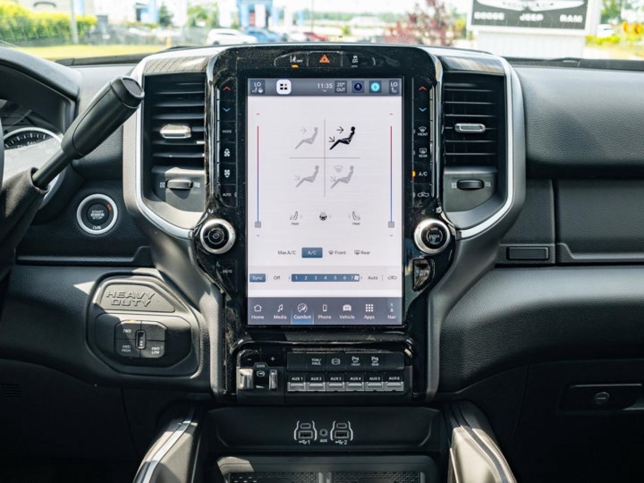 2025 RAM 2500 Big Horn Photo