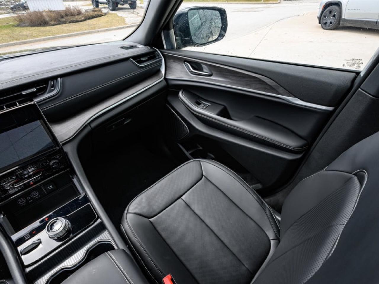 2025 Jeep Grand Cherokee Limited Photo