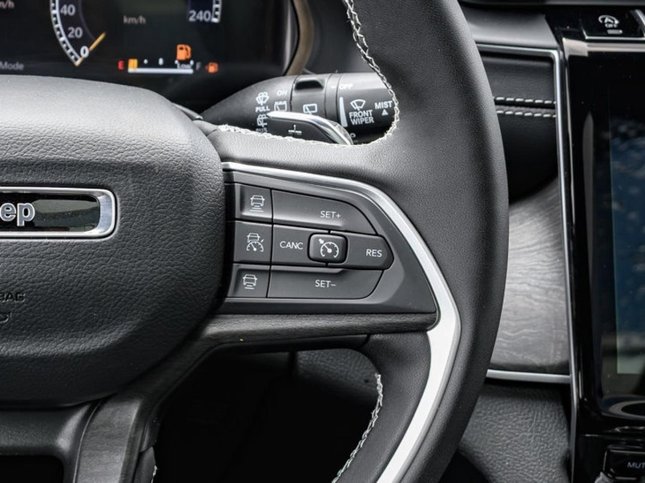 2025 Jeep Grand Cherokee Limited Photo