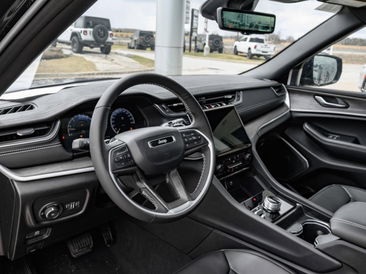 2025 Jeep Grand Cherokee Limited Photo