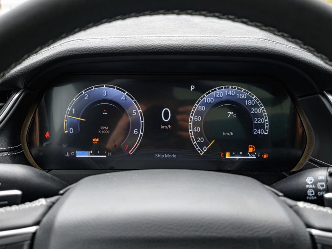 2025 Jeep Grand Cherokee Limited Photo3