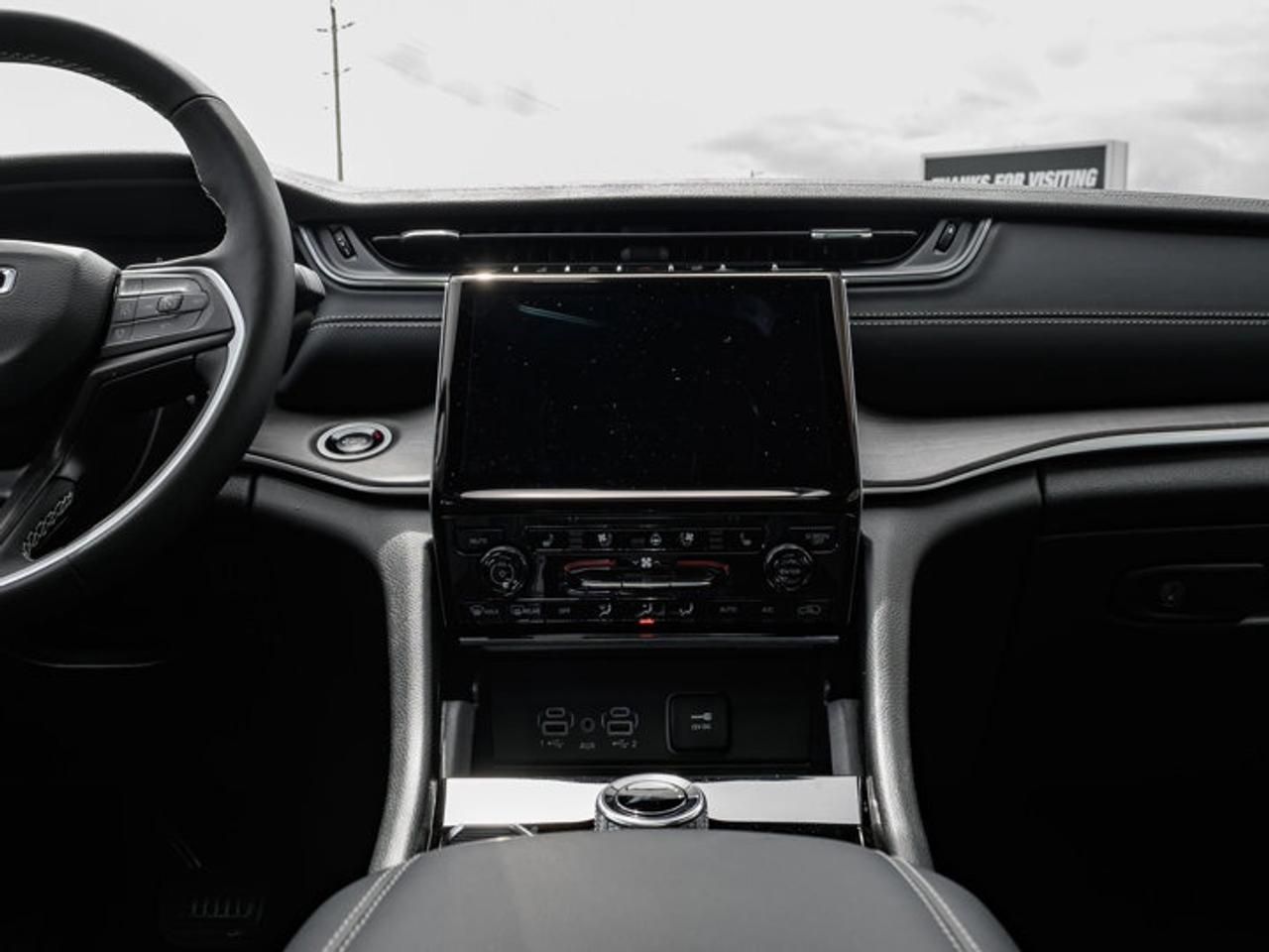 2025 Jeep Grand Cherokee Limited Photo