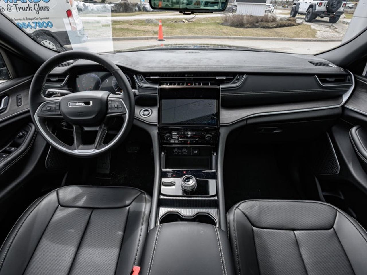 2025 Jeep Grand Cherokee Limited Photo