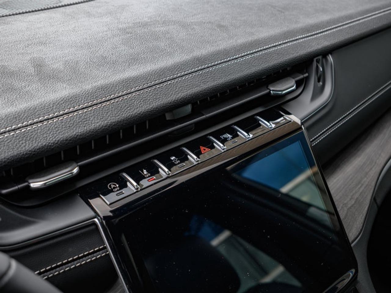 2025 Jeep Grand Cherokee Limited Photo