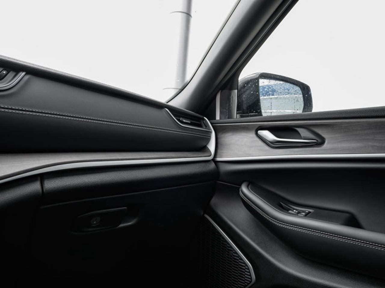 2025 Jeep Grand Cherokee Limited Photo