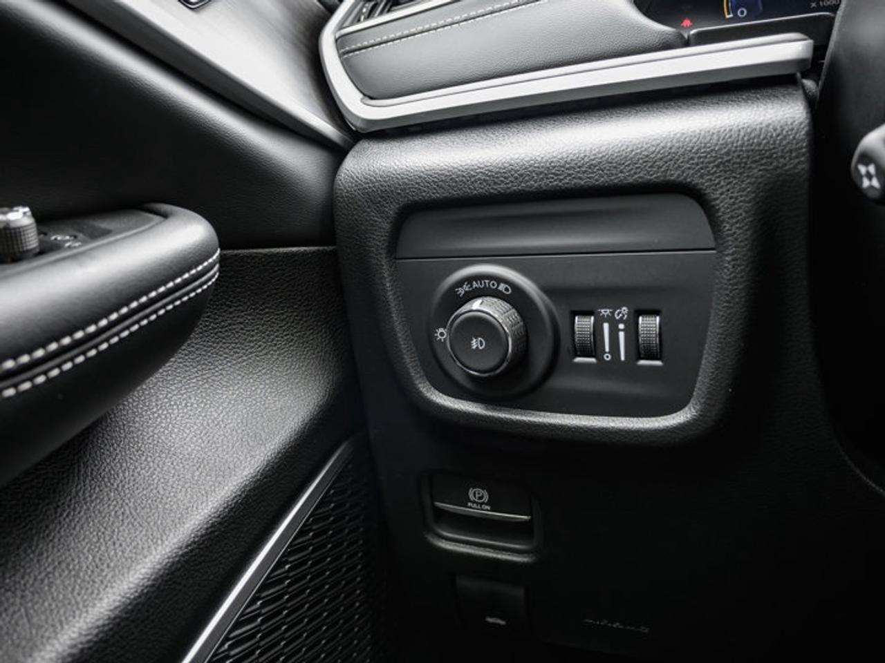 2025 Jeep Grand Cherokee Limited Photo