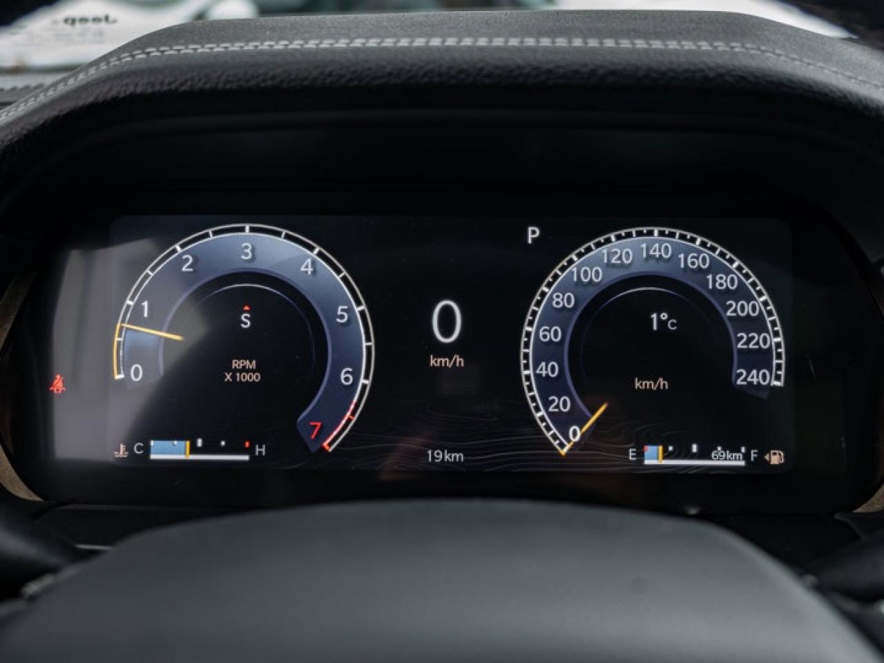 2025 Jeep Grand Cherokee L Limited Photo3