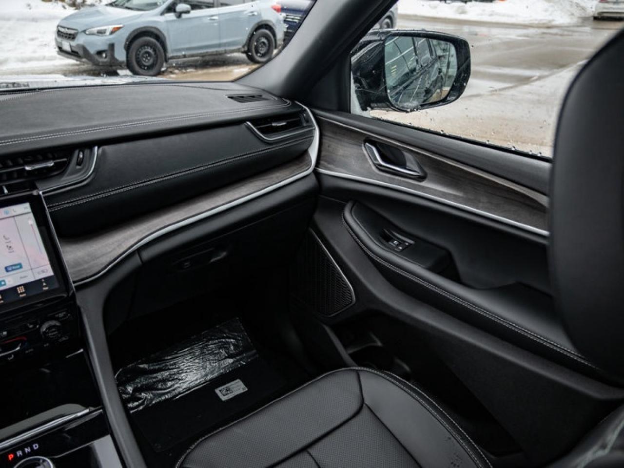 2025 Jeep Grand Cherokee L Limited Photo