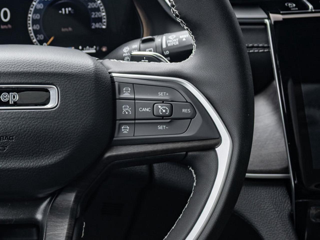 2025 Jeep Grand Cherokee Limited Photo