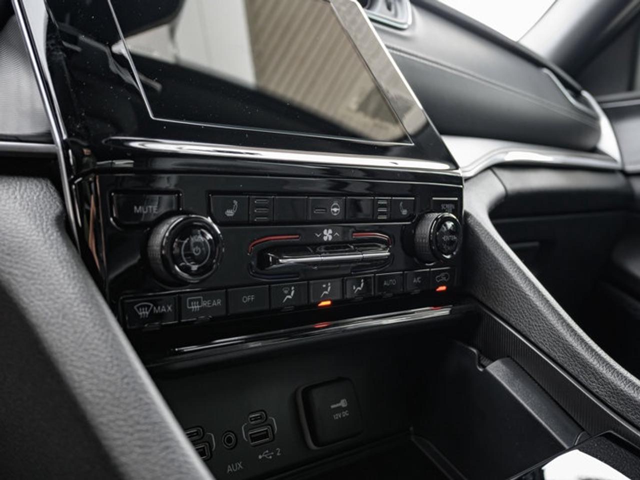 2025 Jeep Grand Cherokee Altitude Photo