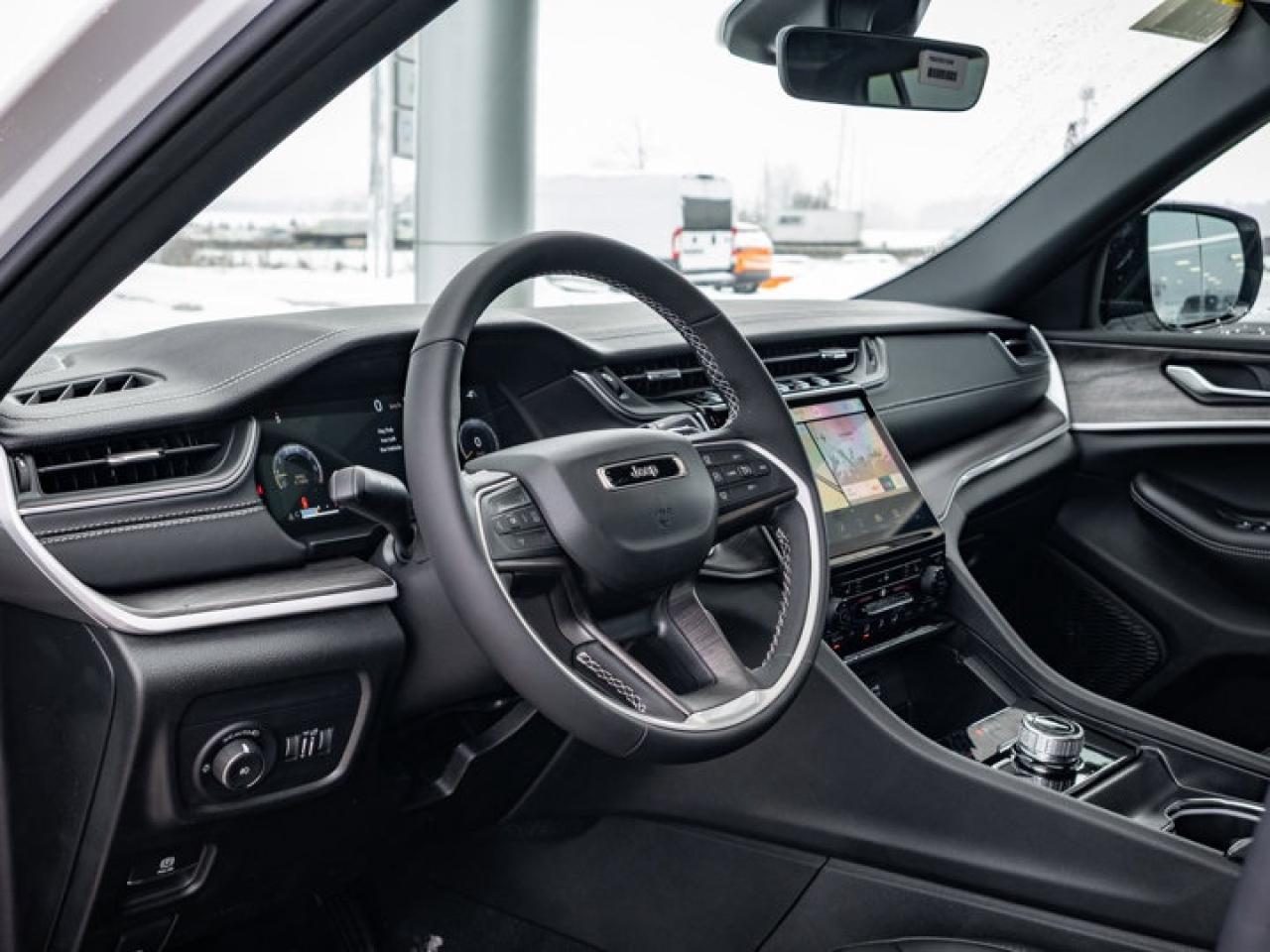 2025 Jeep Grand Cherokee Limited Photo