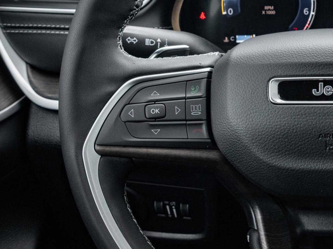 2025 Jeep Grand Cherokee Limited Photo