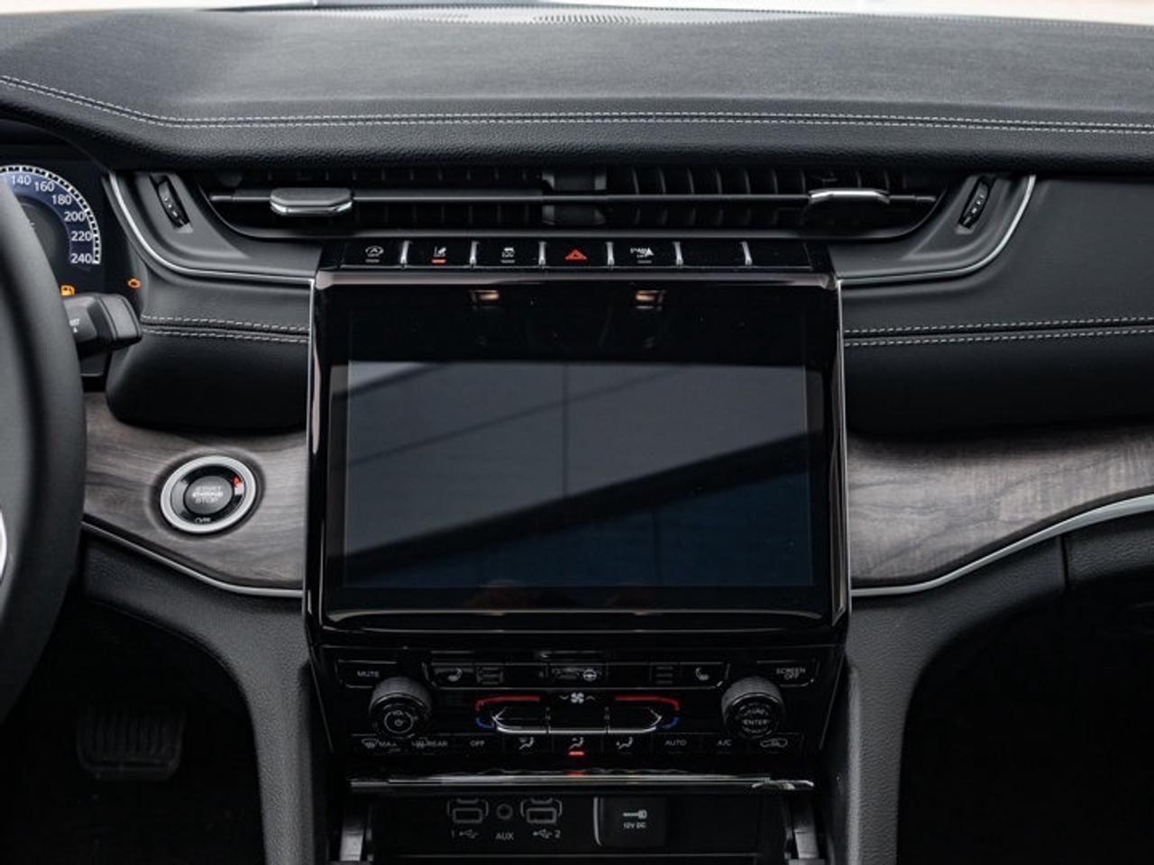 2025 Jeep Grand Cherokee Limited Photo