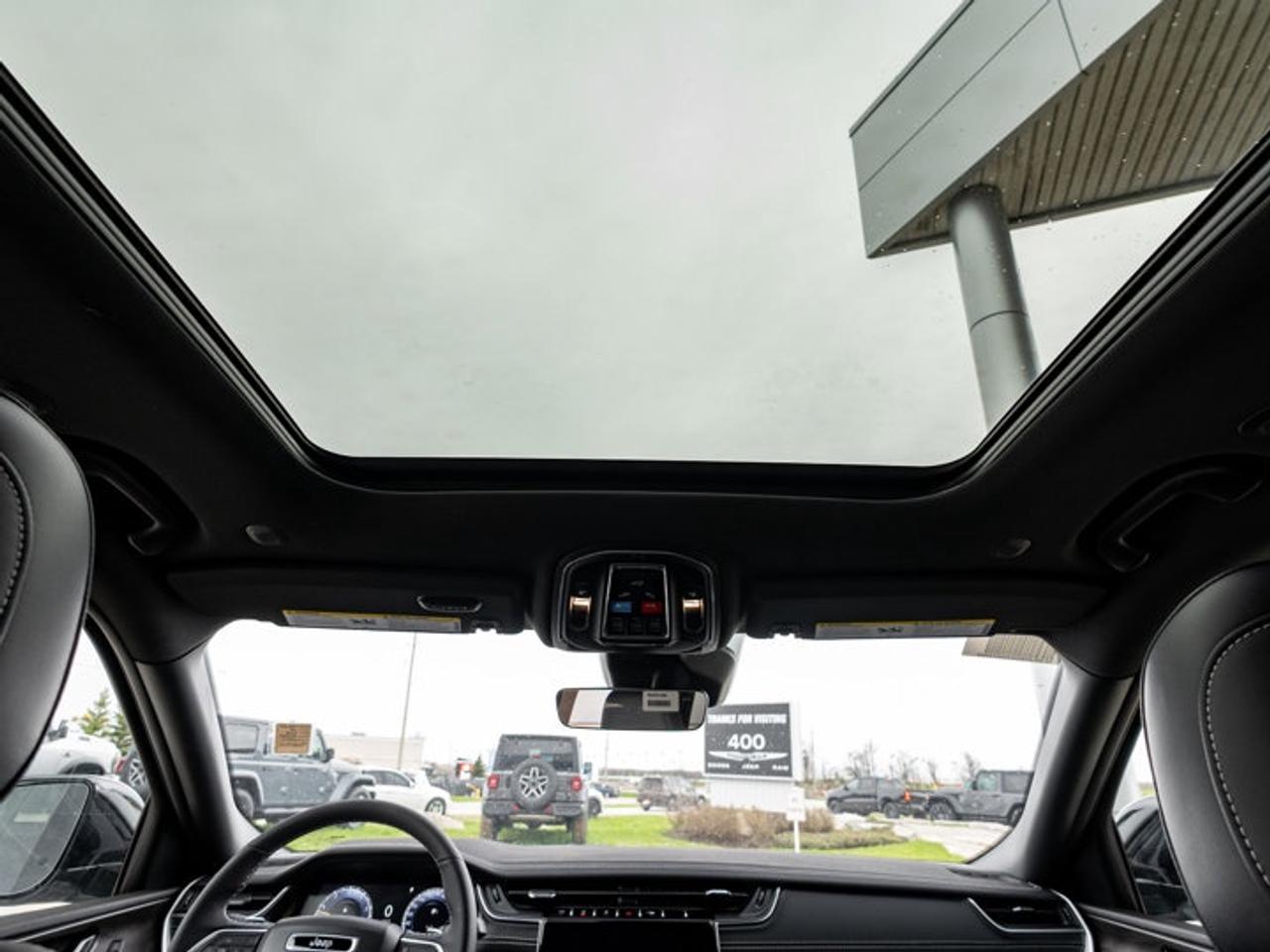2025 Jeep Grand Cherokee Limited Photo