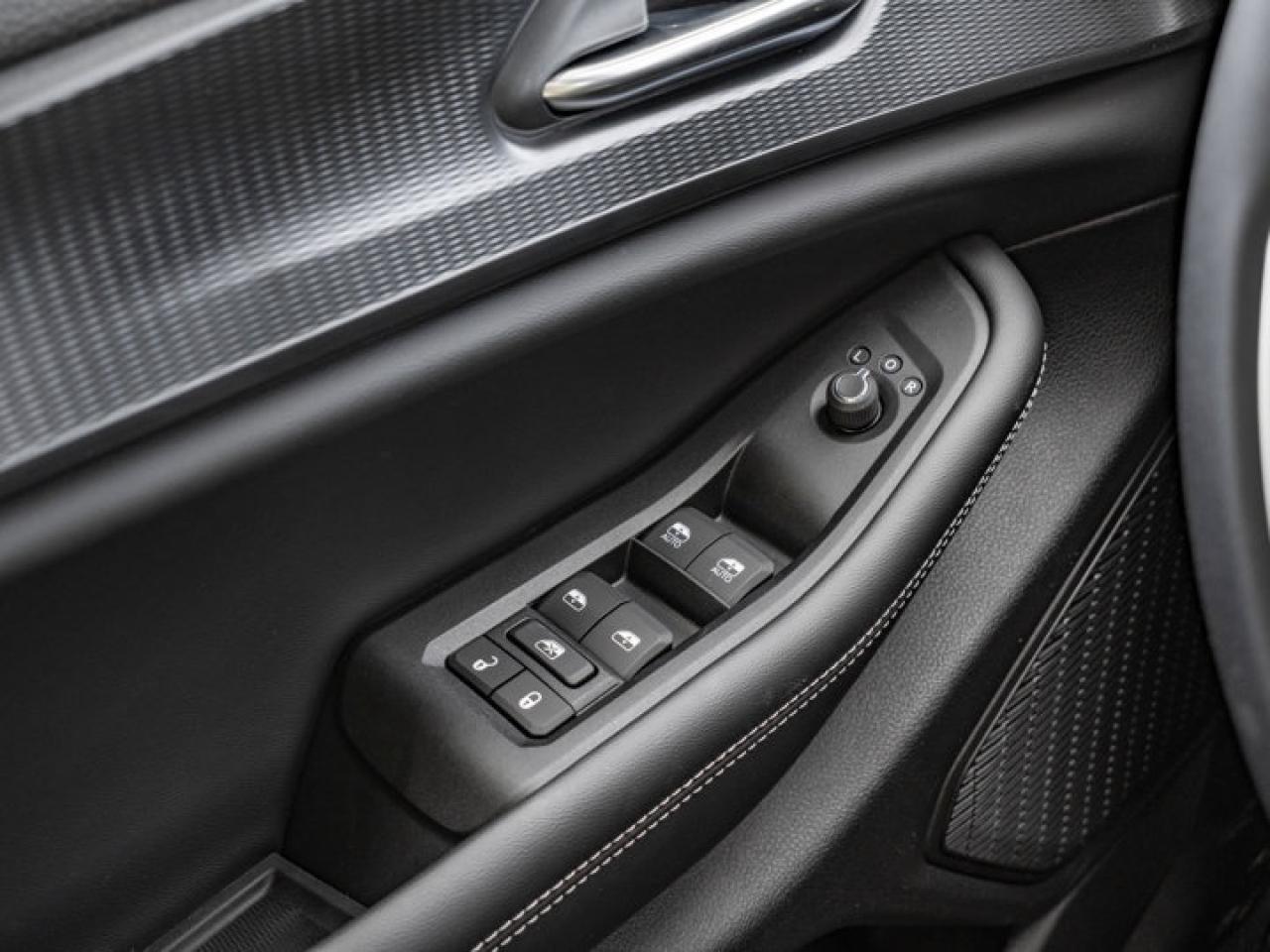 2025 Jeep Grand Cherokee Altitude Photo