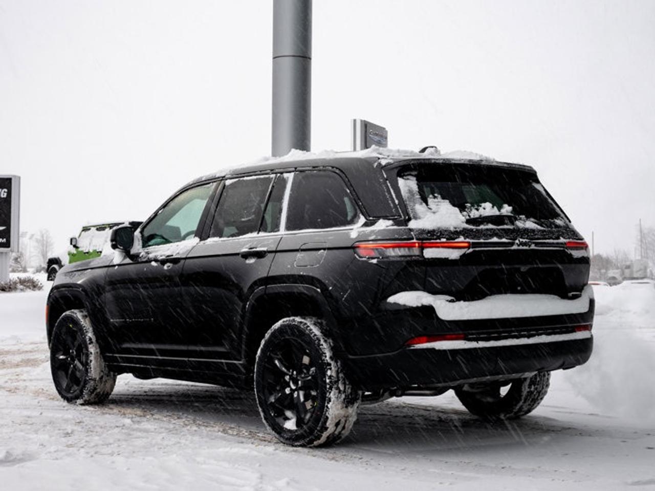 2025 Jeep Grand Cherokee Limited Photo