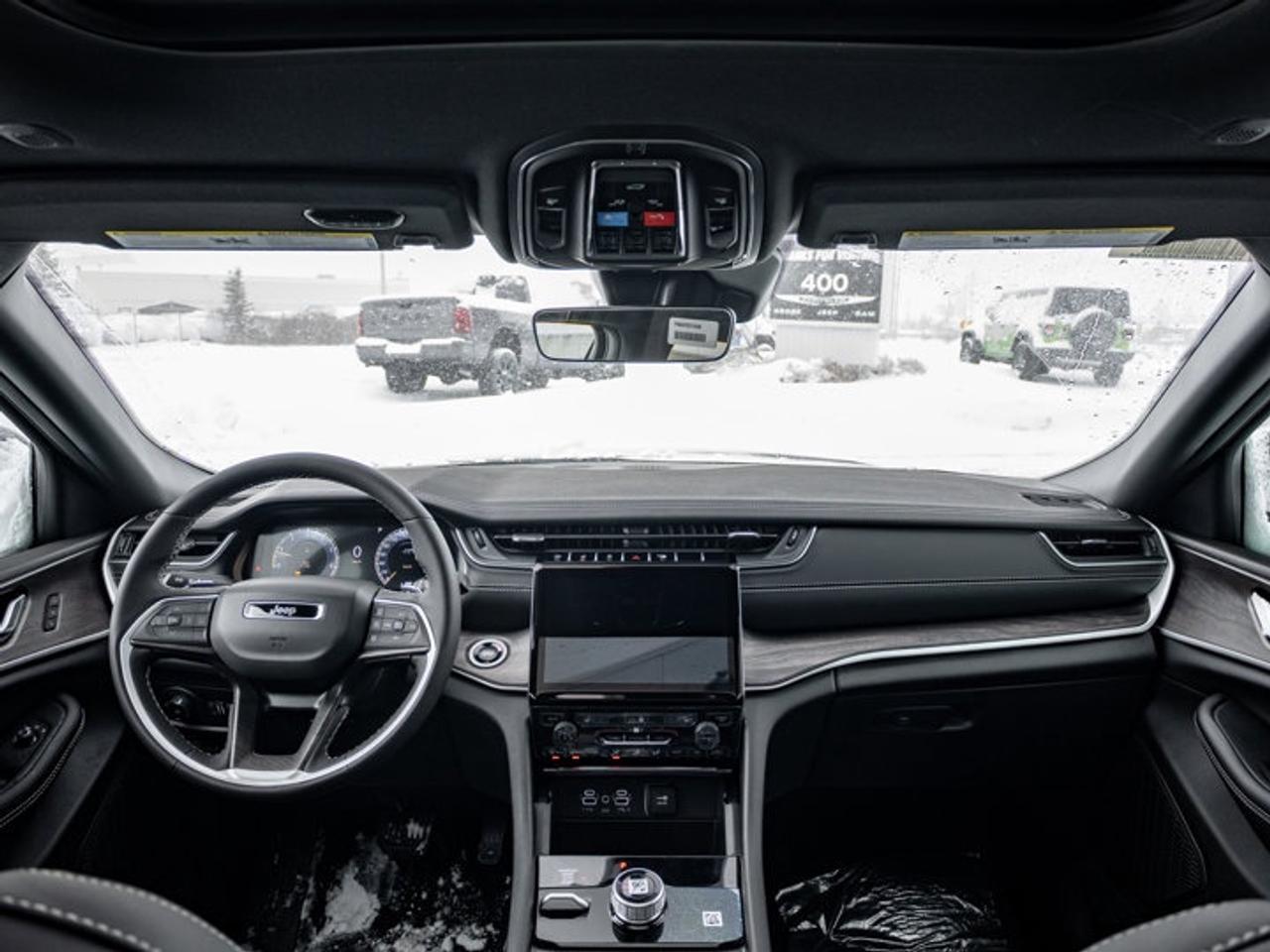 2025 Jeep Grand Cherokee Limited Photo