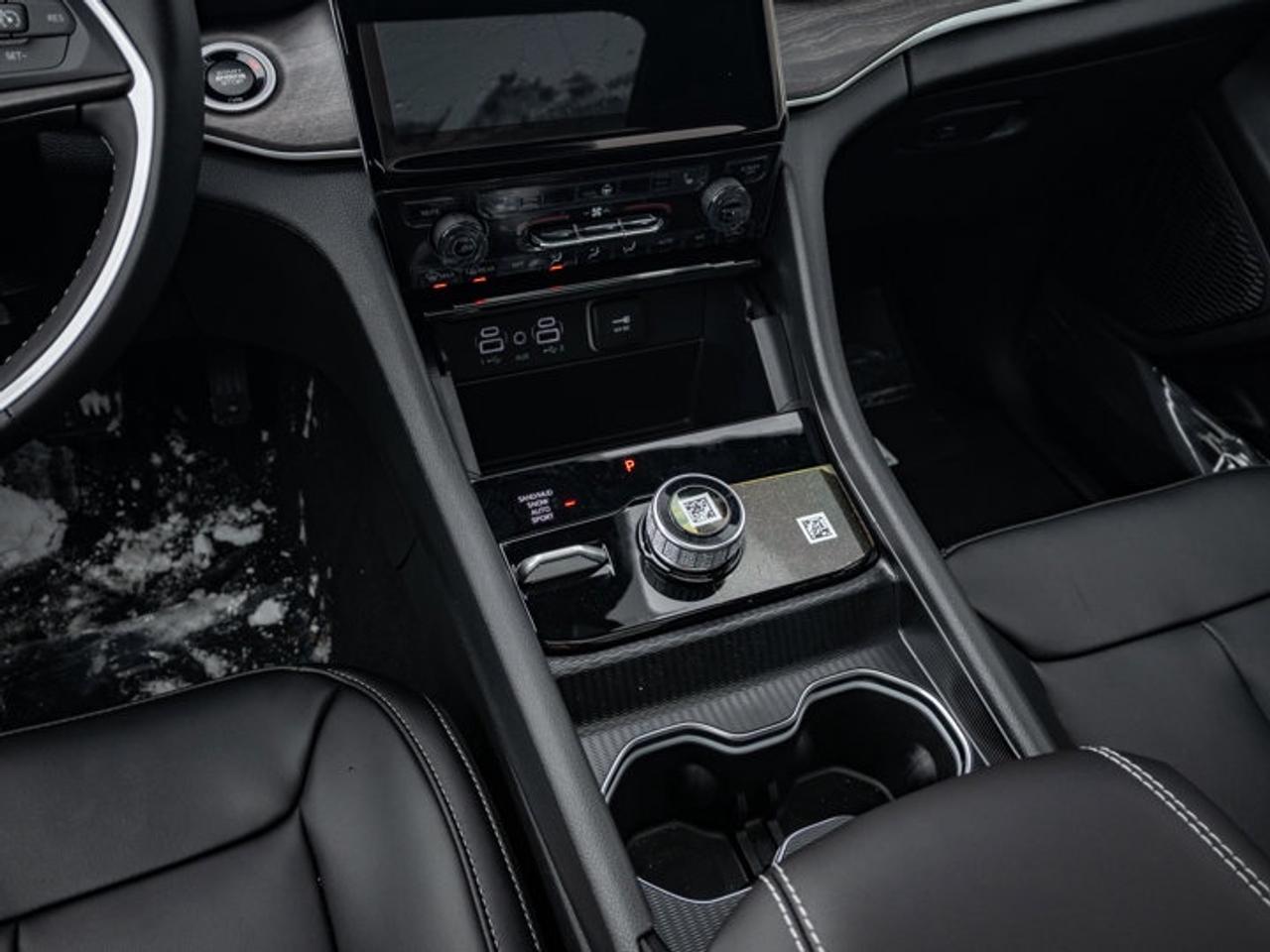 2025 Jeep Grand Cherokee Limited Photo